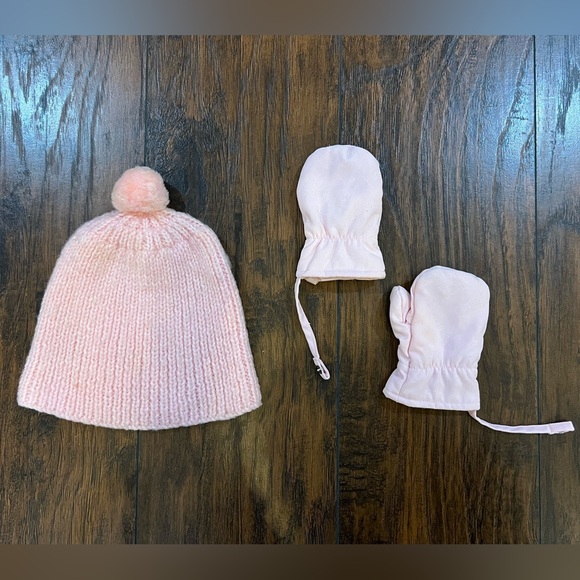 Kids beanie and mittens - Picture 2 of 8